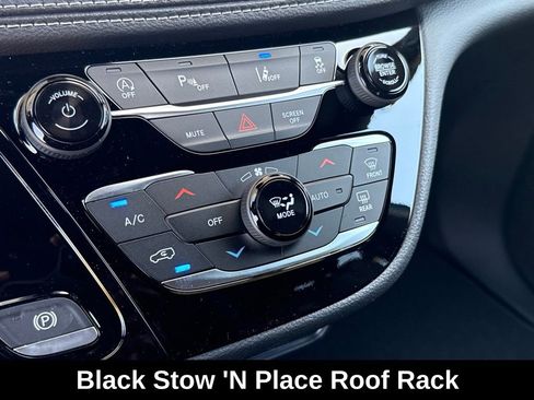 New 2026 Chrysler Pacifica Select FWD image 14