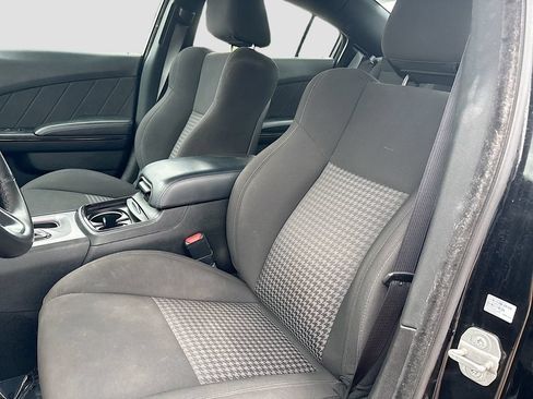 Used 2023 Dodge Charger R/T w/ Blacktop Package RWD image 22