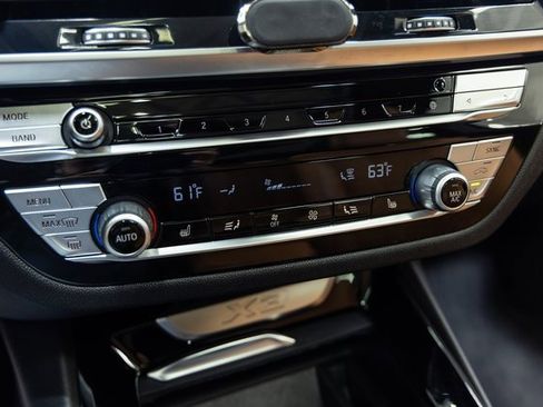 Used 2021 BMW X3 xDrive30i w/ Premium Package image 19