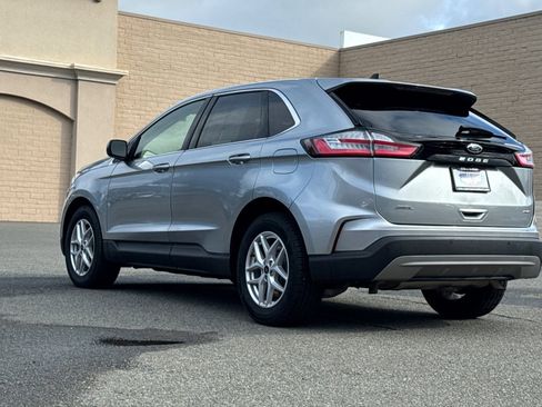 Certified 2024 Ford Edge SEL image 6