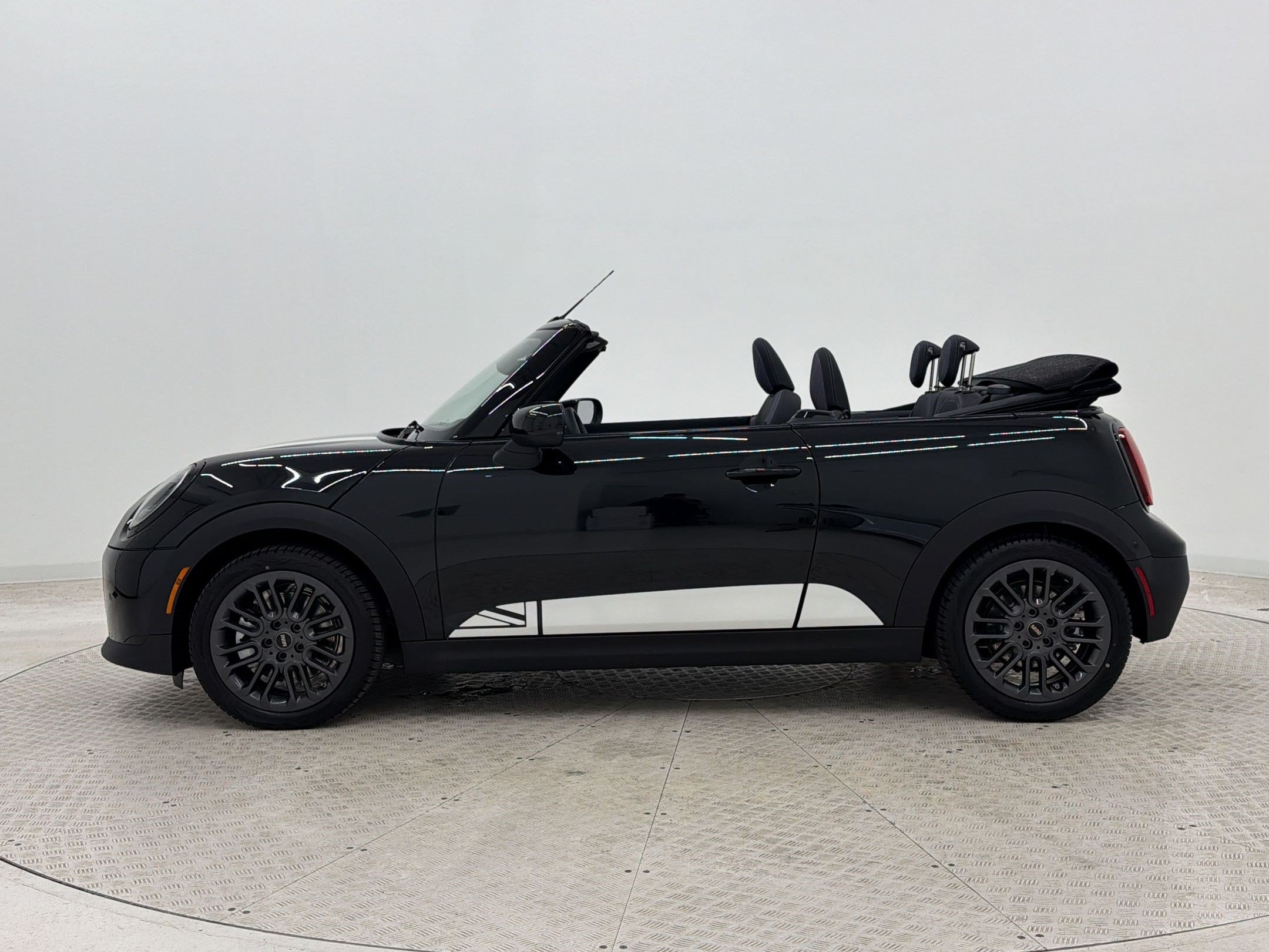 New 2026 MINI Cooper S FWD image 2