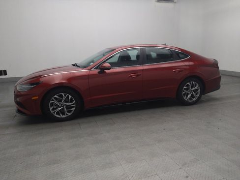 Used 2023 Hyundai Sonata SEL FWD image 2