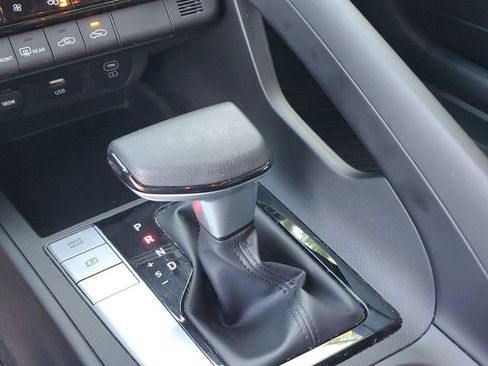 Used 2024 Hyundai Elantra SEL FWD image 27