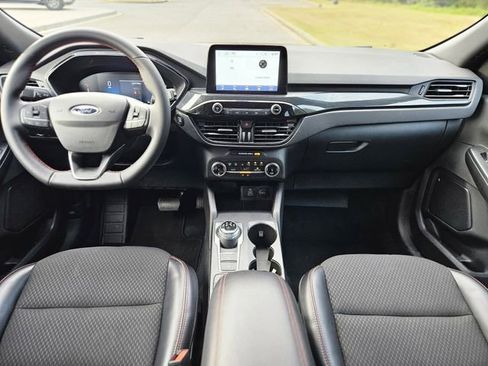 Used 2025 Ford Escape ST-Line FWD image 15