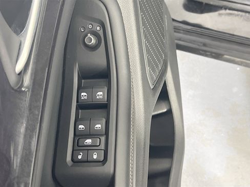 Used 2023 Jeep Grand Cherokee Laredo w/ Luxury Tech Group I AWD/4WD image 17