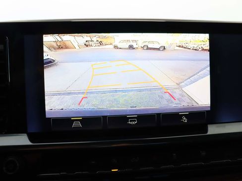 Used 2025 Chevrolet Silverado 1500 LT w/ All Star Edition Plus image 13