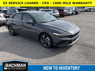 Used 2025 Hyundai Elantra SEL video 1