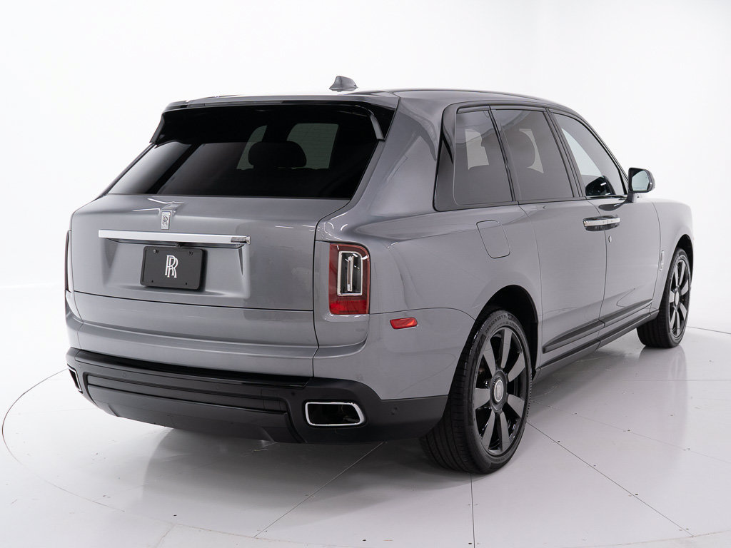 Certified 2023 Rolls-Royce Cullinan w/ Dark Exterior Package AWD/4WD image 5