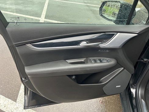 Certified 2024 Cadillac XT5 Premium Luxury image 18