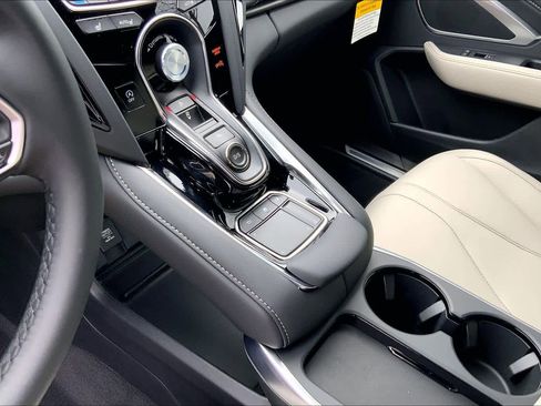 New 2026 Acura RDX SH-AWD image 11