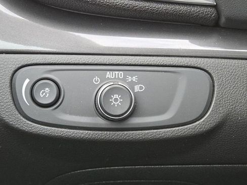 Used 2021 Buick Encore Preferred w/ Safety Package image 8