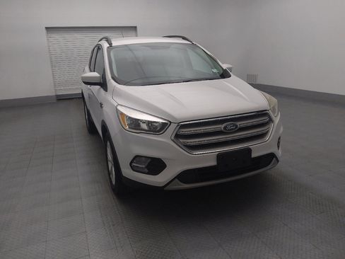 Used 2018 Ford Escape SE image 14