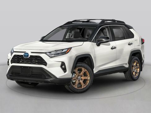 Used 2023 Toyota RAV4 LE AWD/4WD image 1