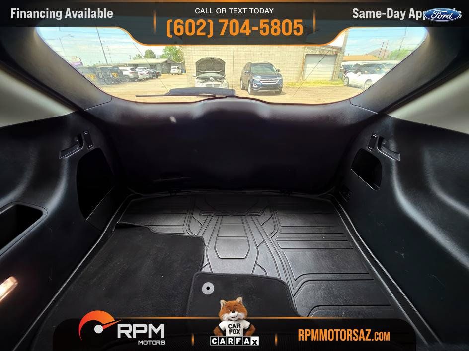 Used 2020 Ford Edge SE FWD image 22