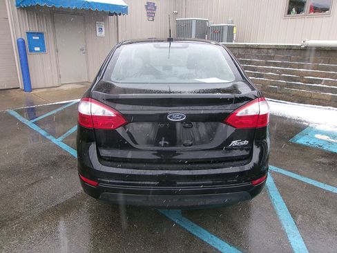 Used 2018 Ford Fiesta S FWD image 4