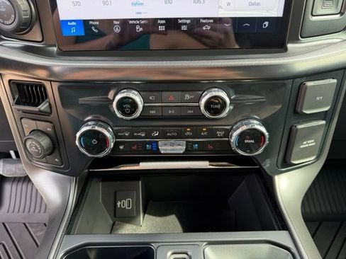 Used 2025 Ford F150 Lariat w/ Equipment Group 501A Mid AWD/4WD image 19