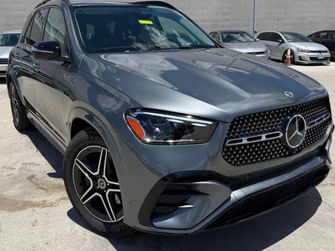 Used 2026 Mercedes-Benz GLE 450 4MATIC image 1