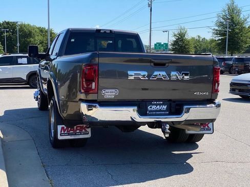Used 2025 RAM 3500 Longhorn AWD/4WD image 5