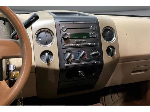 Used 2005 Ford F150 XL AWD/4WD image 8