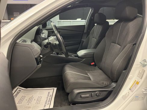 Used 2023 Honda Accord Sport image 11