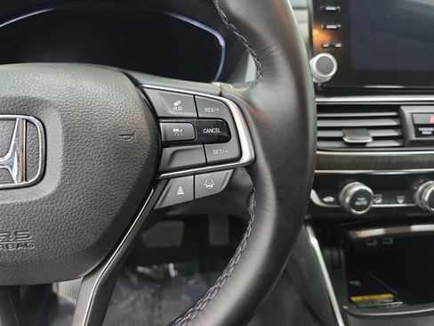 Used 2022 Honda Accord Touring image 18