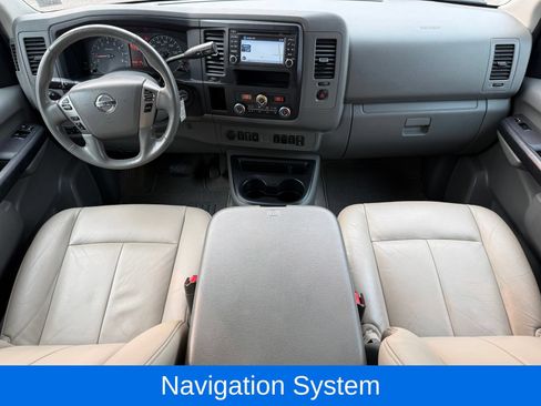 Used 2019 Nissan NV 3500 SL RWD image 22
