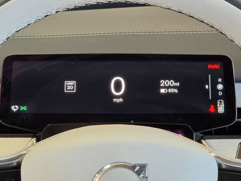 Used 2025 Volvo EX90 Ultra AWD/4WD image 34