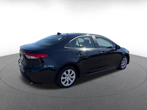 Used 2025 Toyota Corolla LE FWD image 14