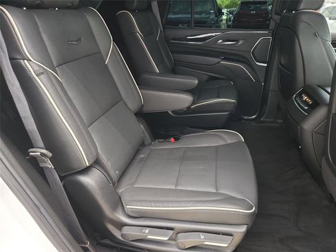 Certified 2024 Cadillac Escalade Sport w/ Touring Package AWD/4WD image 29