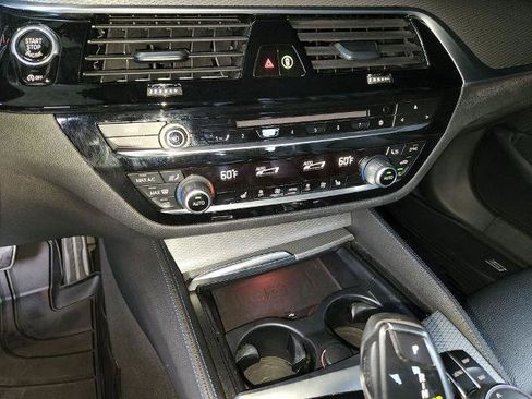 Used 2018 BMW 540i image 20