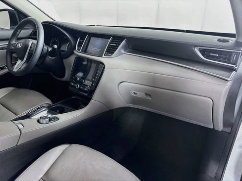 Certified 2023 INFINITI QX50 Luxe FWD image 40