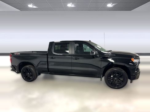 Used 2025 Chevrolet Silverado 1500 RST w/ Convenience Package II image 7