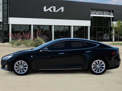 Used 2017 Tesla Model S 75 image 4