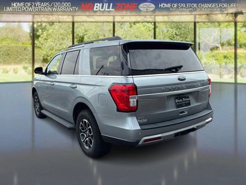 Certified 2024 Ford Expedition XLT AWD/4WD image 3