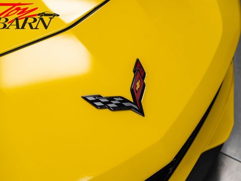 Used 2016 Chevrolet Corvette Z06 w/ 3LZ Preferred Equipment Group RWD image 17