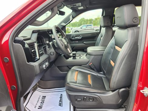 Used 2024 GMC Sierra 1500 AT4 AWD/4WD image 12