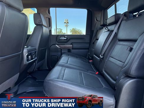 Used 2022 GMC Sierra 2500 Denali w/ Denali Ultimate Package image 23