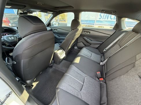 Used 2025 Honda Accord Sport image 28