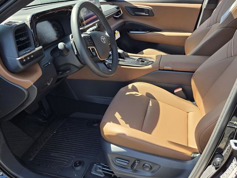 New 2026 Toyota Crown Signia AWD/4WD image 13