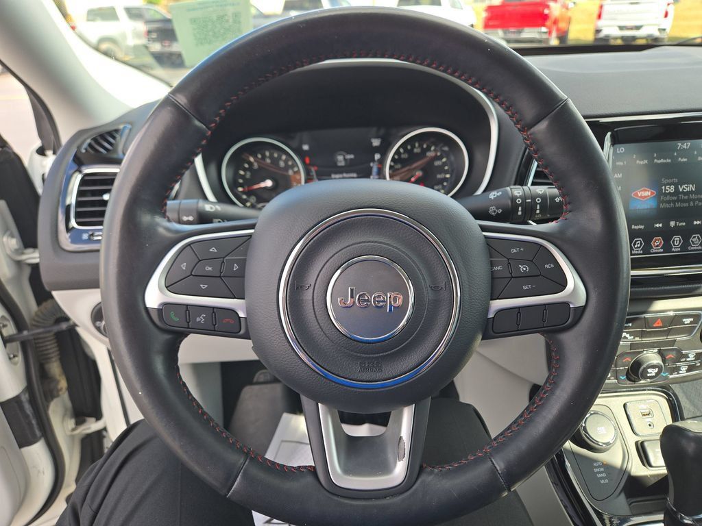 Used 2019 Jeep Compass Limited w/ Safety & Security Group AWD/4WD image 13