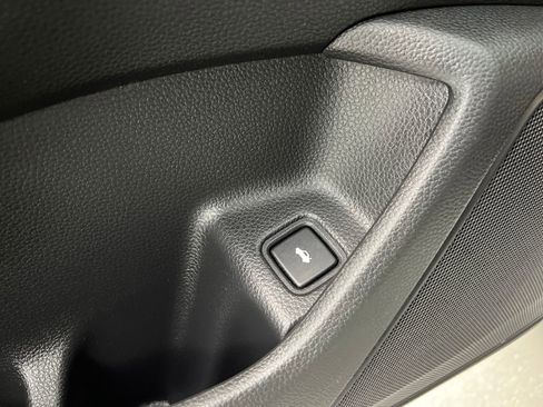 Used 2019 Honda Accord EX-L image 13