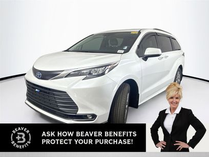 Used 2025 Toyota Sienna XLE