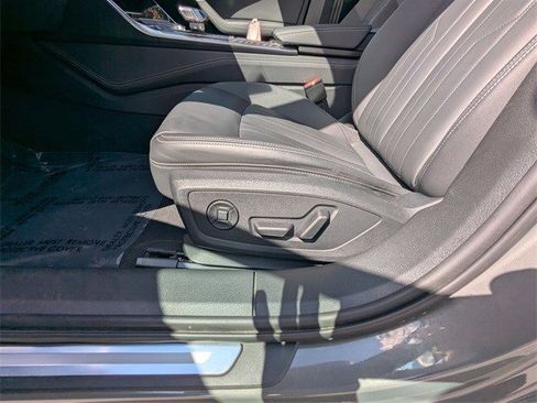 Used 2024 Audi A6 Premium Plus image 18