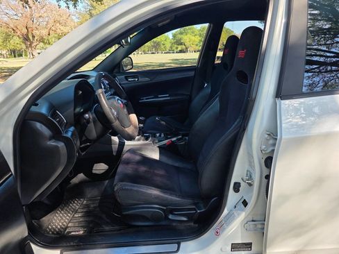 Used 2011 Subaru Impreza WRX STI image 18