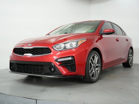 Used 2019 Kia Forte S image 3