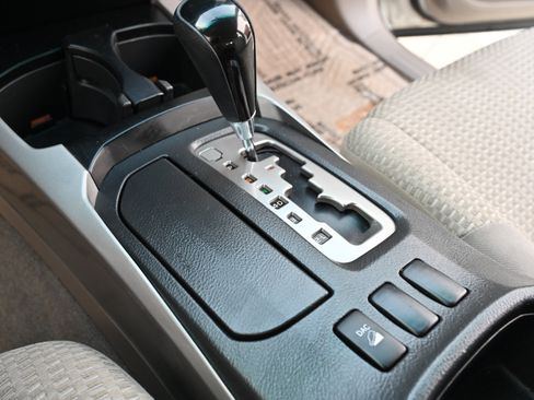 Used 2006 Toyota 4Runner SR5 AWD/4WD image 29