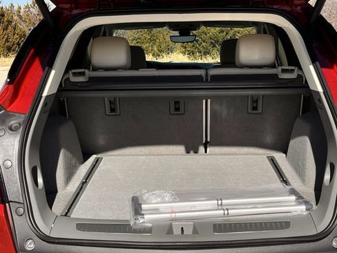 New 2025 Cadillac XT5 Premium Luxury image 10