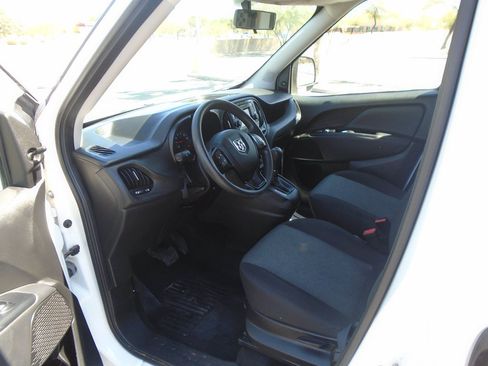 Used 2022 RAM ProMaster City Tradesman FWD image 12