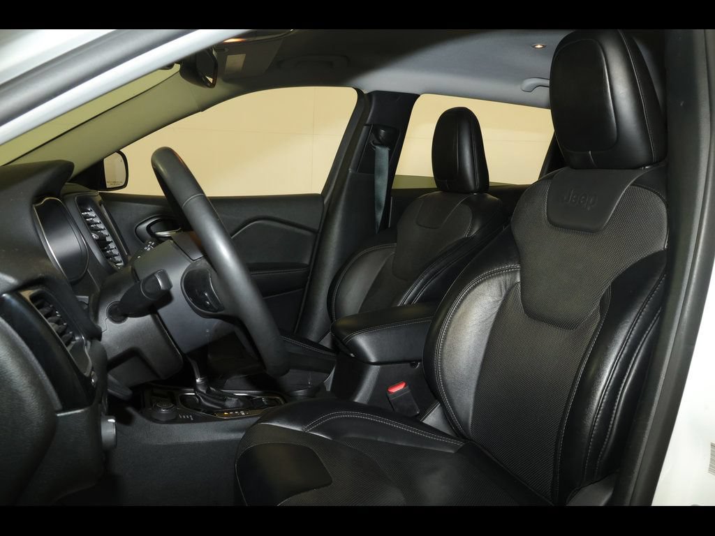 Used 2023 Jeep Cherokee Altitude Lux AWD/4WD image 21