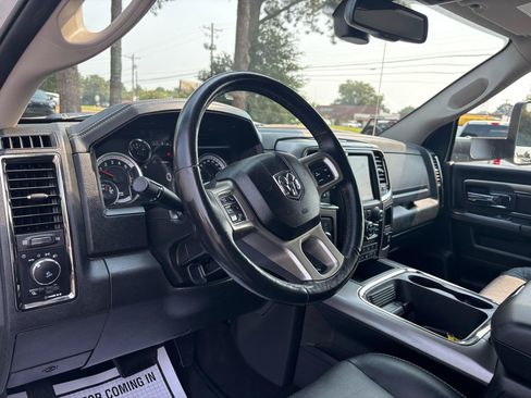 Used 2018 RAM 2500 Laramie w/ Sport Appearance Group AWD/4WD image 13